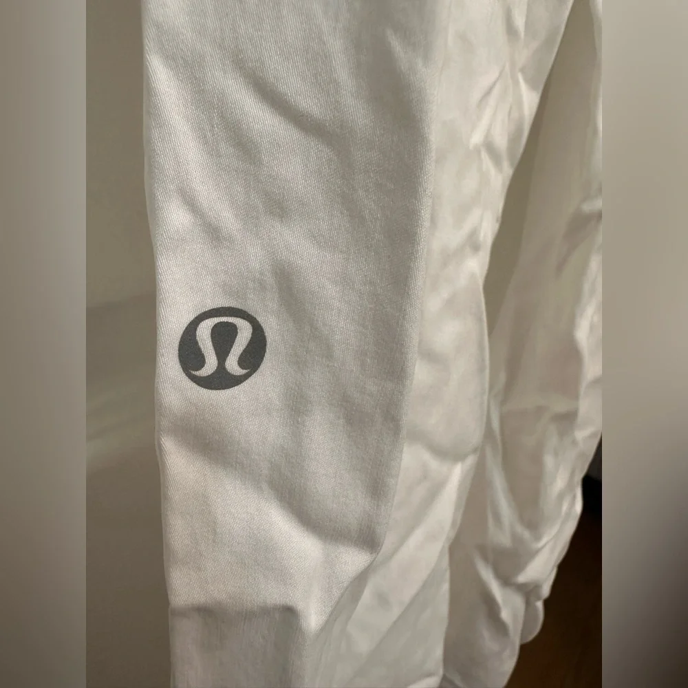 Lululemon White Lightweight Dance Jogger Pants